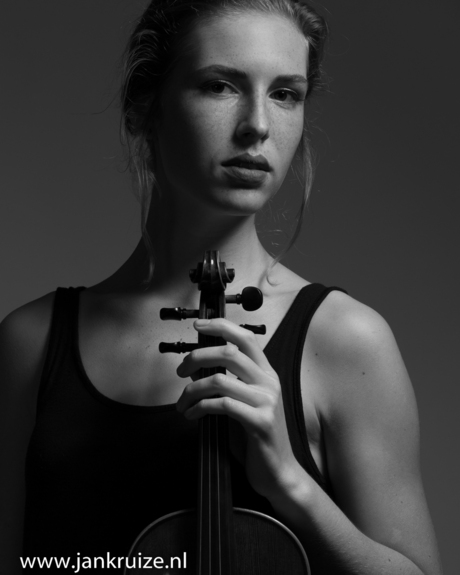 Girl with violin