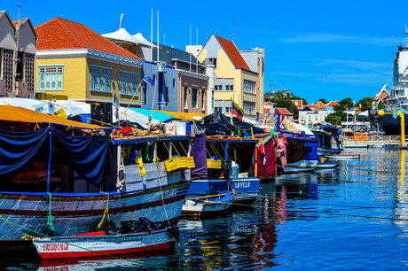 Floating Market Willemstad