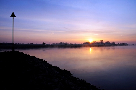 Zonsopgang bij de IJssel