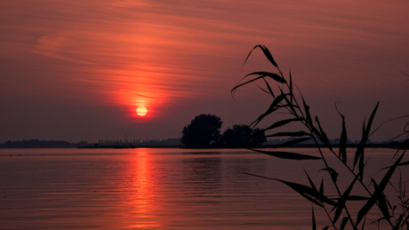 Friese zonsondergang