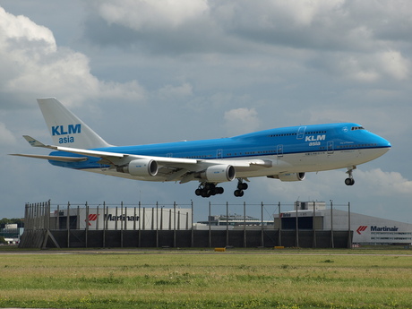 KLM