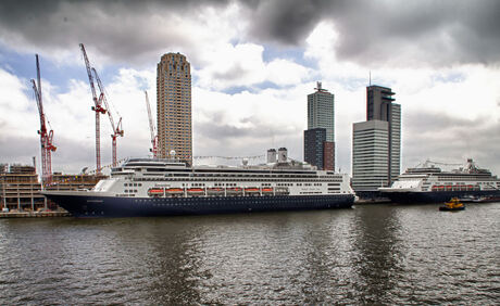 Cruiseschip Ryndam en Rotterdam