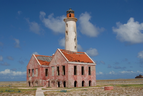 Oude vuurtoren Klein Curacao