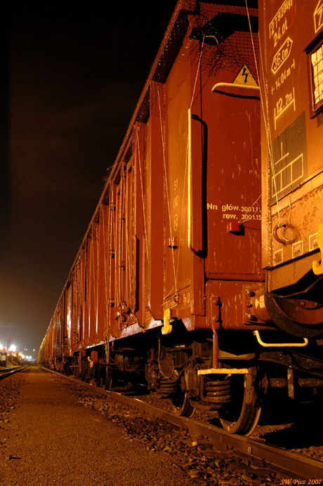 Spoorweg by night