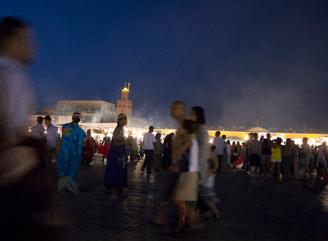 vrijdagavond la place jemaa el fna te Marrakech