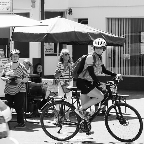 De geïriteerde fietster