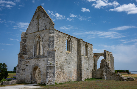 Abbaye Notre-Dame Des Chateliers