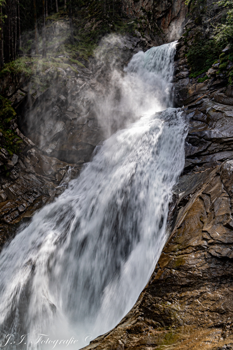 Water and mist