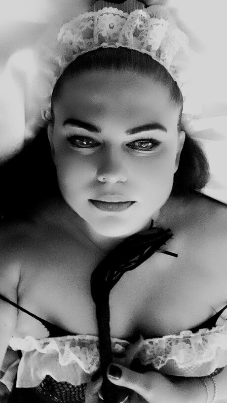 Agnes, a polish cleaner