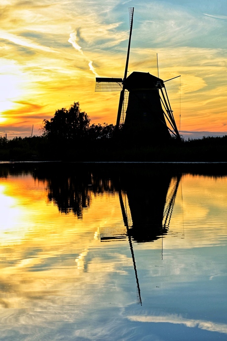 Molen in het laatste licht