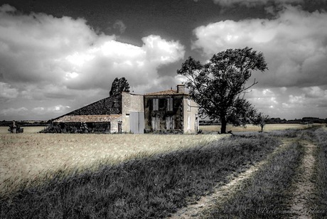Oude boerderij in Talmont Frankrijk