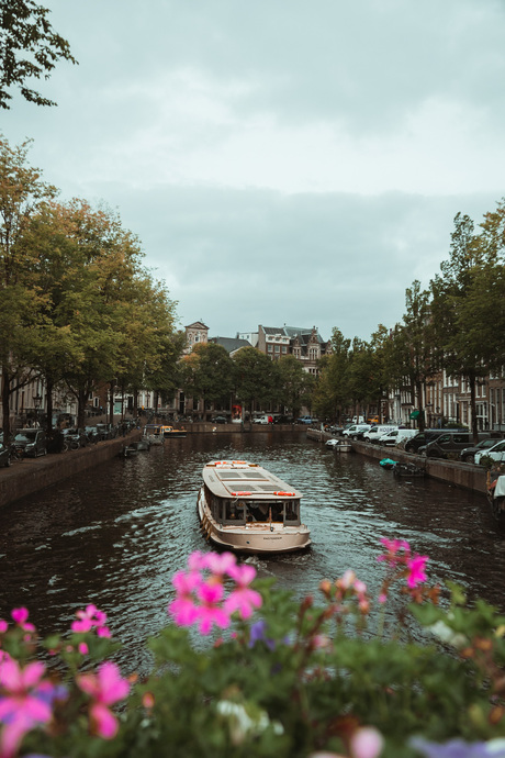 Amsterdam! Het welbekende schouwspel