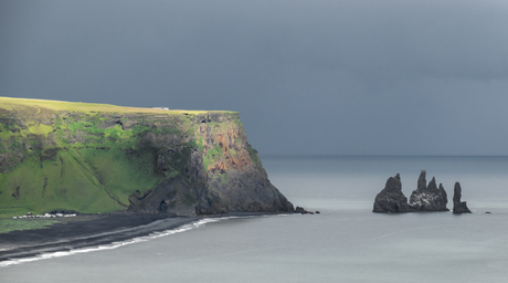 Lichtval op Reynisfjara.