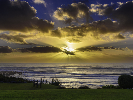 Zonsondergang boven de Abel Tasmanzee