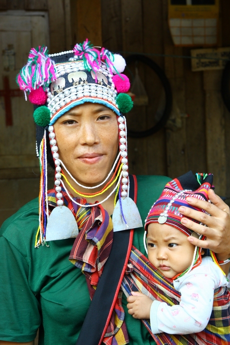 Vrouw met kind, Thailand