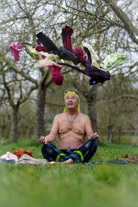 magische zwevende kleding