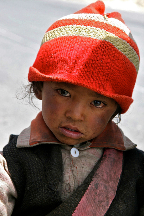 Triest meisje in Tibet