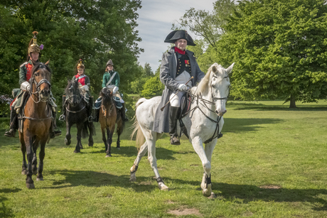 Historisch festival Almelo. Slag om Ruigenrode terug naar 1800 met Napoleon