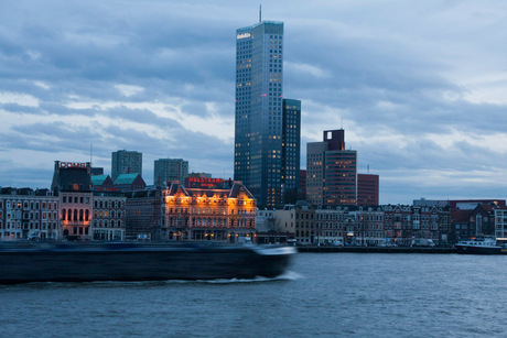 Rotterdam-night-view-5121.jpg