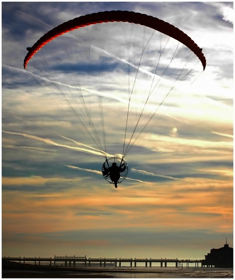 Paraglider1