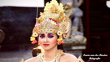 balinese girl