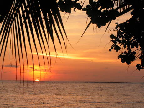 ondergaande zon op Bali