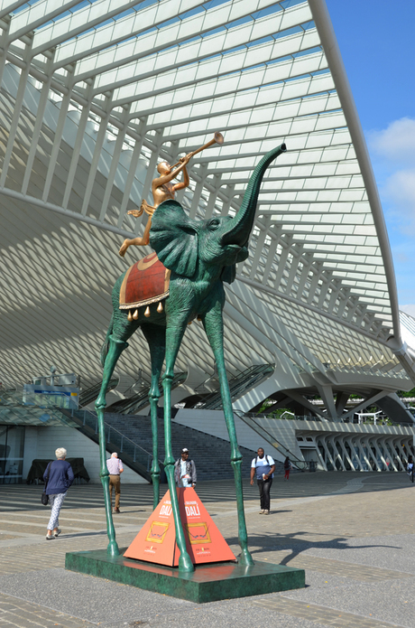 Liège station en Dali