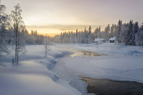 Zonsondergang in Fins lapland