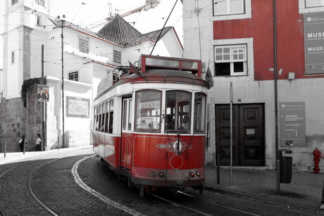 Classic tram Lissabon