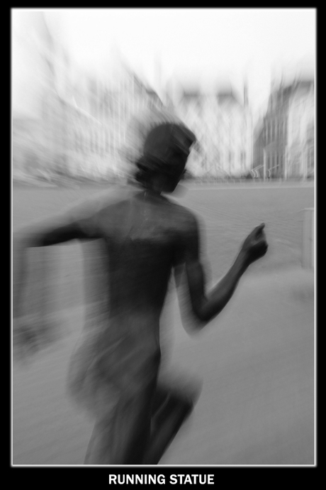 Running statue