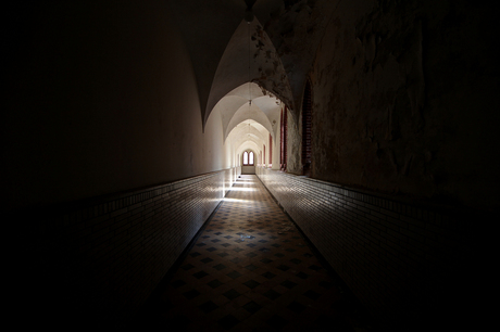 Abandoned Monastere - Oscar Beins.jpg