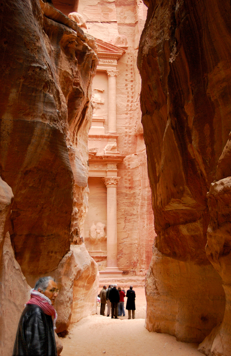 Gezicht op de Treasury in Petra