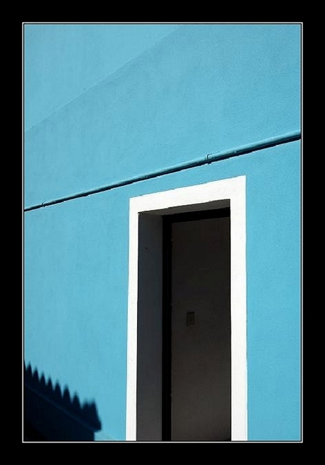 Blauwe muur