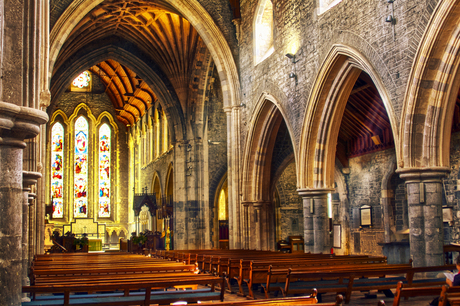 Kerkje in Ierland