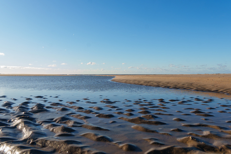 strand met mooi weer