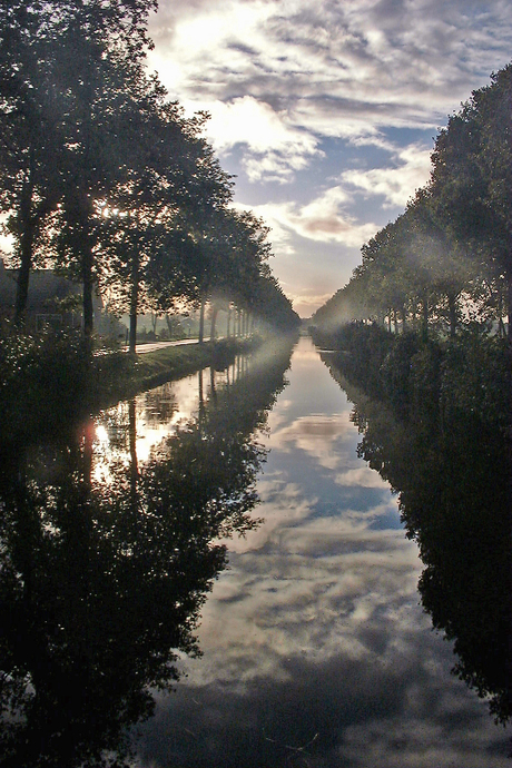 Waterweg naar het licht