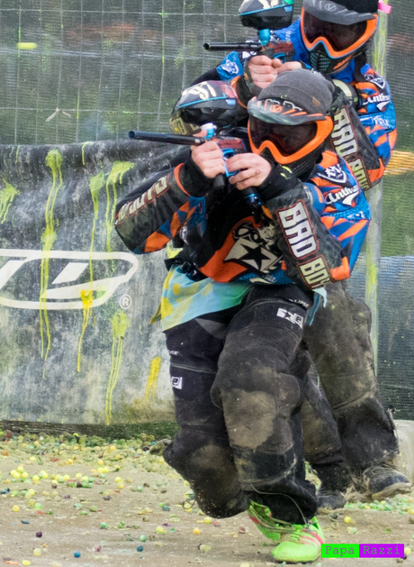 Paintball's for the opponent !!