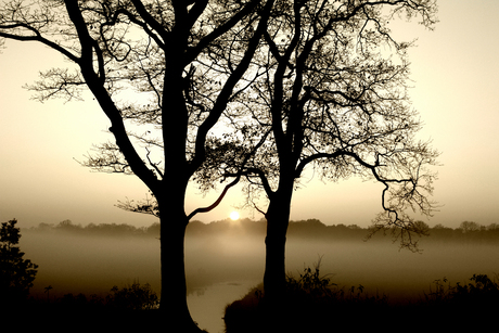 Zonsondergang in Schipborg Drenthe.jpg