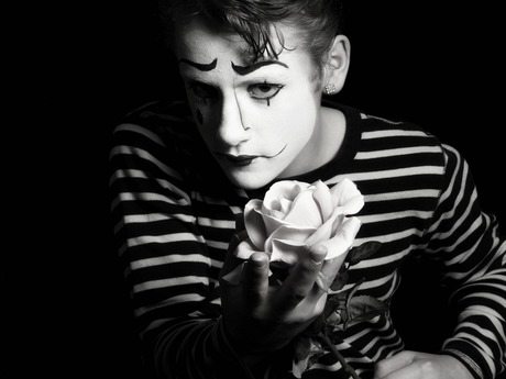 mime