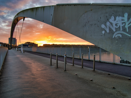 Hoogbrug bij zonsopgang, Maastricht