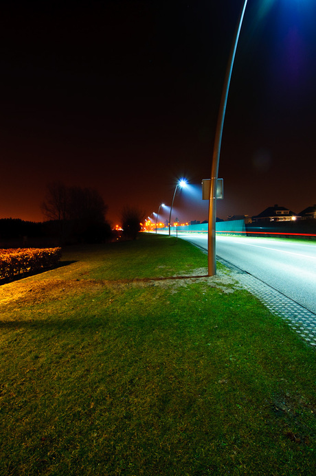 Straat op een industrieterrein