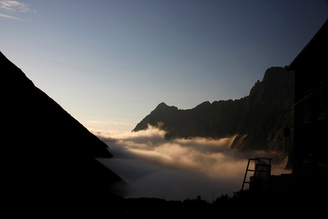 Lamsenjochhutte