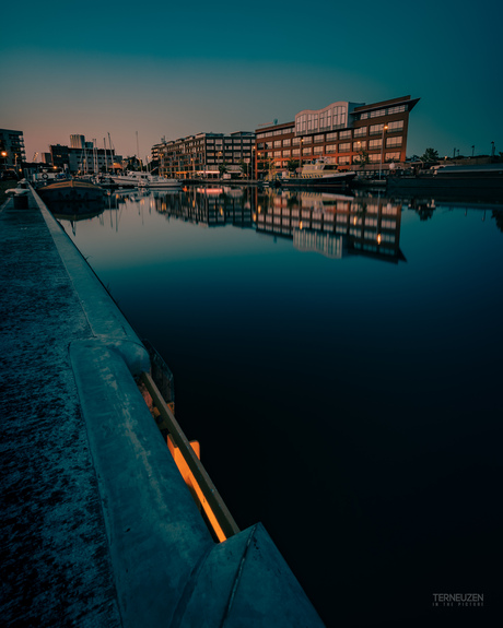 Aan het kanaal