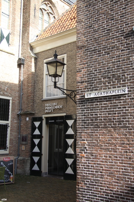 Ingang museum Prinsenhof  