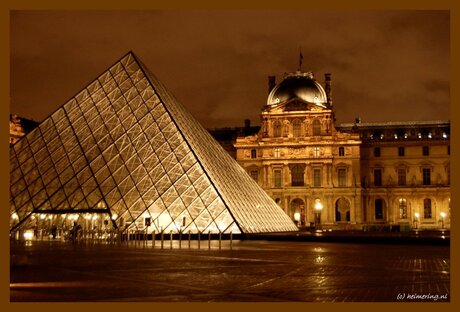 Louvre by night