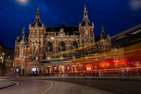 Amsterdam tijdens het blauwe uur