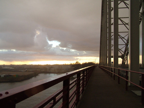 Brug over de noord