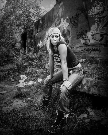 Urbex girl