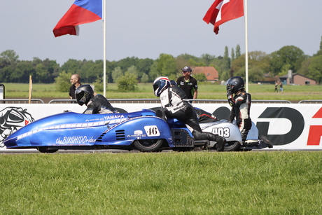 sidecars at the start