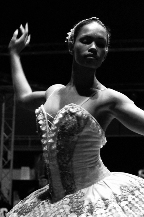 Ballerina (Black&White)